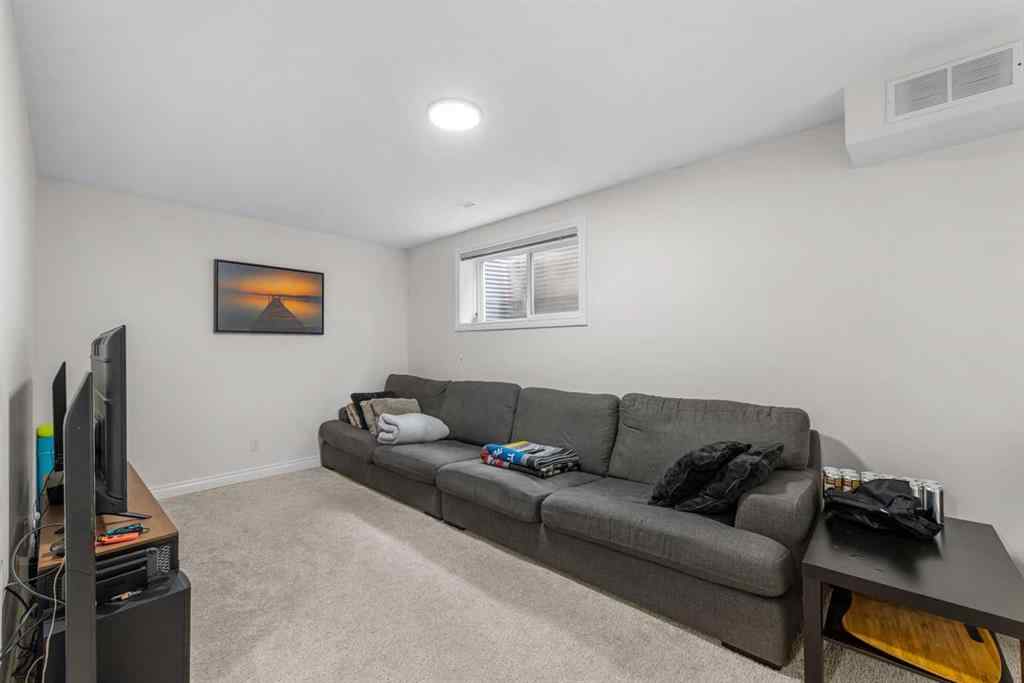 MLS® A2255067 - 27 Cedarwood Lane SW in Cedarbrae Calgary, Residential