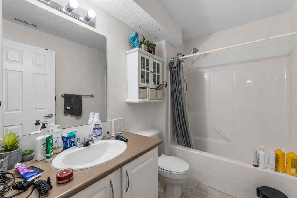 MLS® A2255067 - 27 Cedarwood Lane SW in Cedarbrae Calgary, Residential