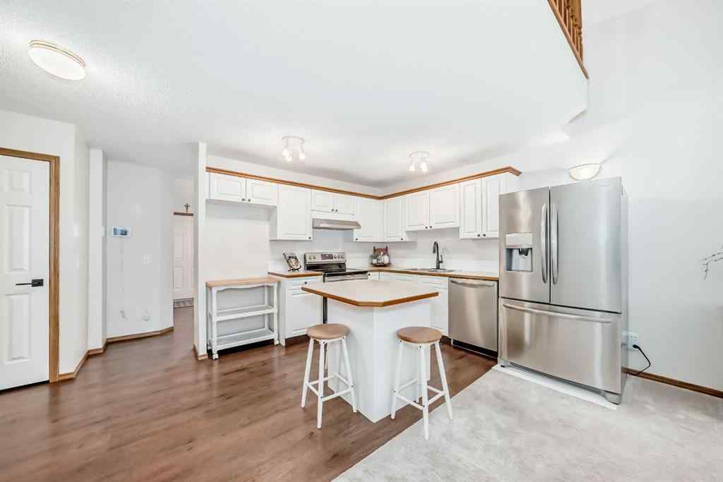 MLS® A2255068 - 162 Somervale Point SW in Somerset Calgary, Residential