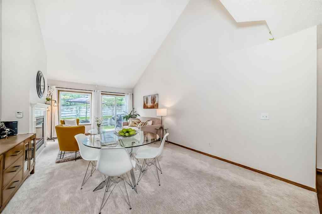MLS® A2255068 - 162 Somervale Point SW in Somerset Calgary, Residential