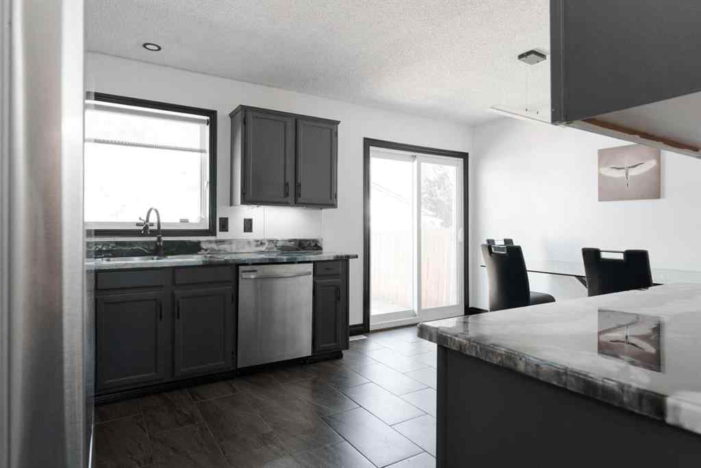MLS® A2255076 - 146 Mcconachie Crescent  in Dickinsfield Fort McMurray, Residential