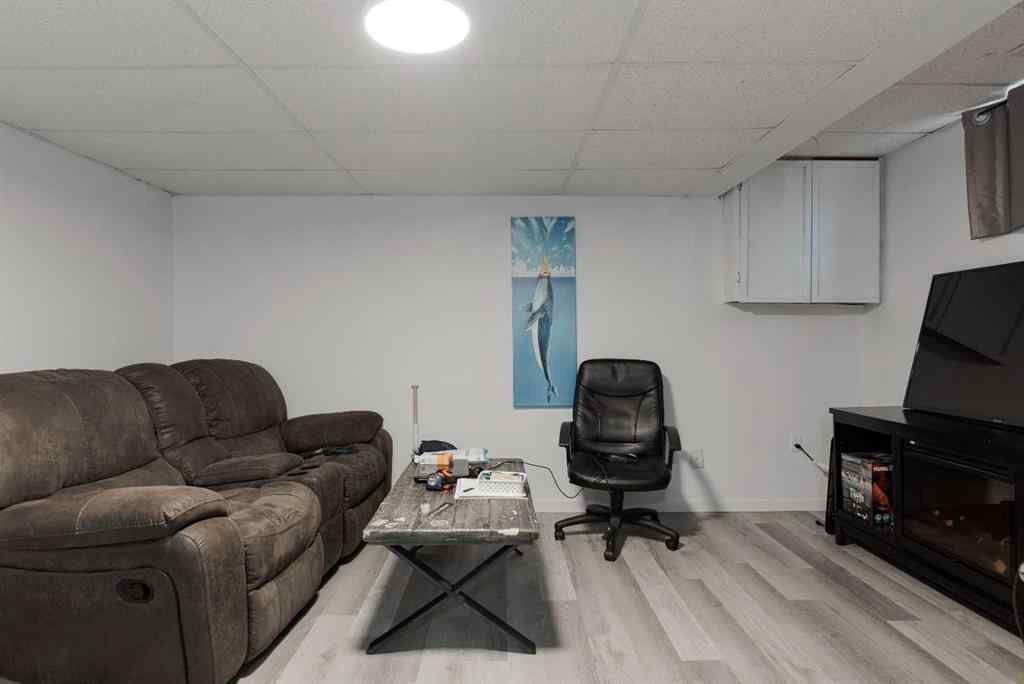 MLS® A2255076 - 146 Mcconachie Crescent  in Dickinsfield Fort McMurray, Residential
