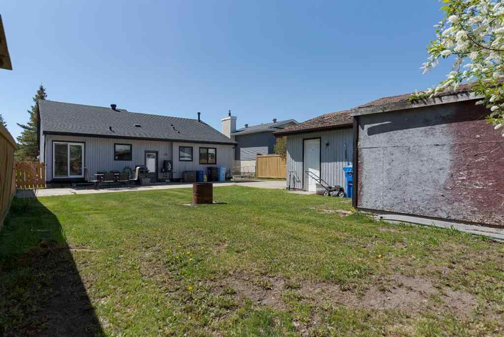 MLS® A2255076 - 146 Mcconachie Crescent  in Dickinsfield Fort McMurray, Residential