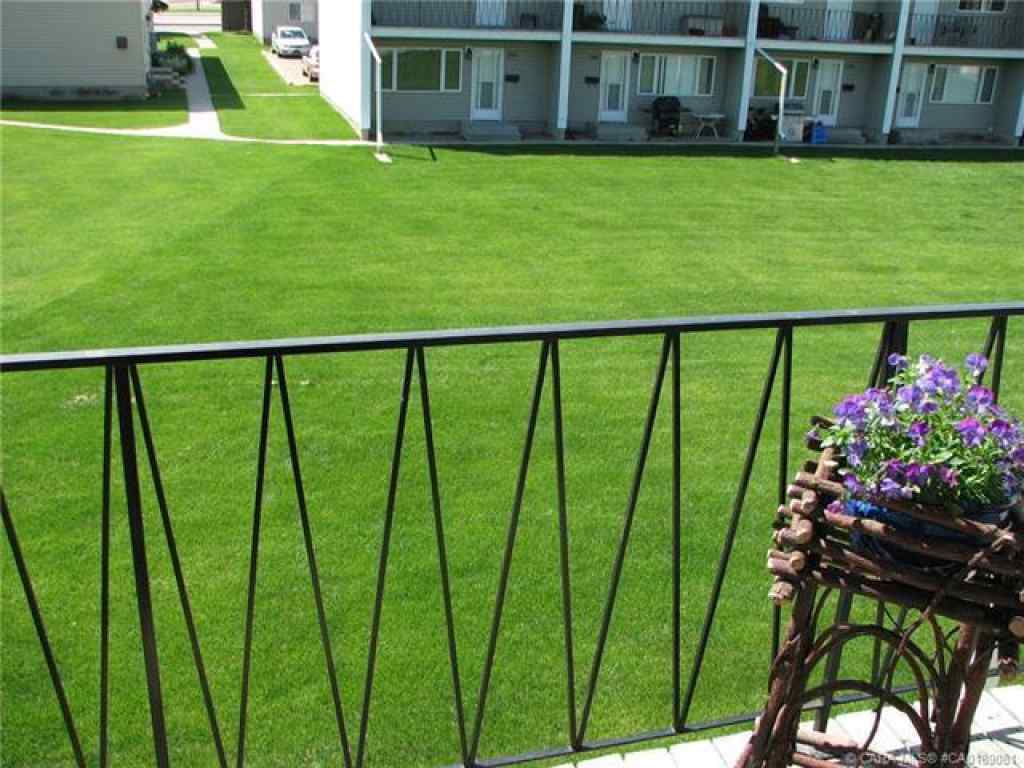MLS® A2255077 - Unit #402 4719 33 Street  in South Hill Red Deer, Residential
