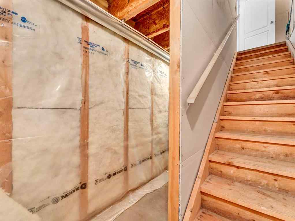 MLS® A2255079 - 46 Saamis Meadows Lane SW in SW Southridge Medicine Hat, Residential
