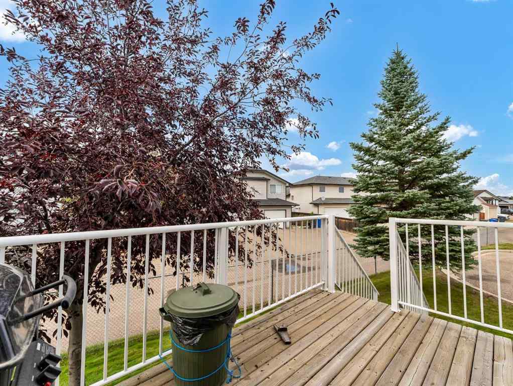 MLS® A2255079 - 46 Saamis Meadows Lane SW in SW Southridge Medicine Hat, Residential