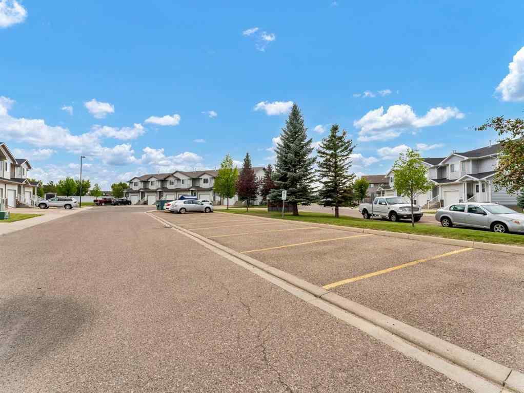 MLS® A2255079 - 46 Saamis Meadows Lane SW in SW Southridge Medicine Hat, Residential