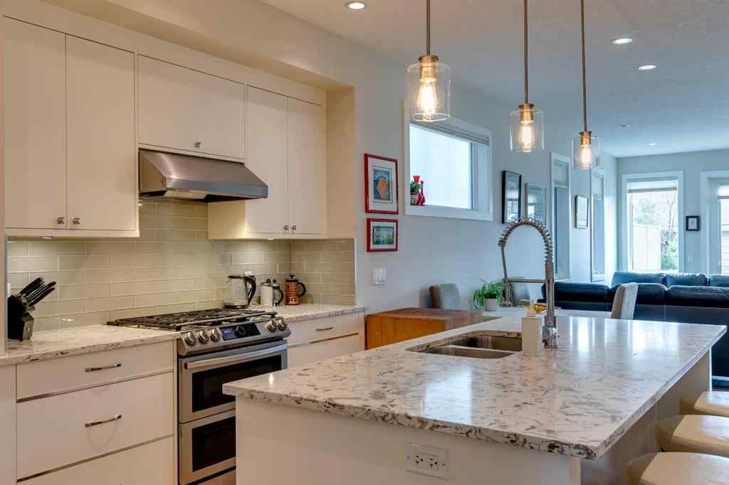 MLS® A2255081 - 2018B 26A Street SW in Killarney/Glengarry Calgary, Residential