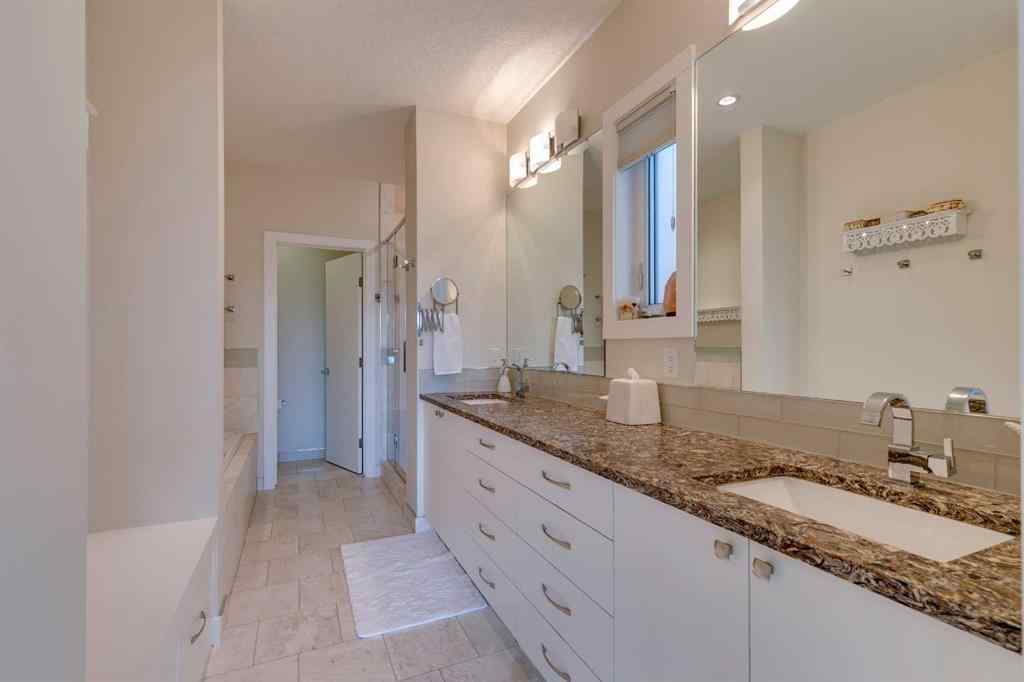 MLS® A2255081 - 2018B 26A Street SW in Killarney/Glengarry Calgary, Residential