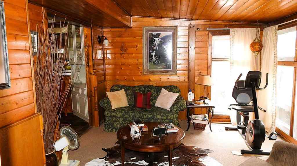 MLS® A2255083 - 215 Willow Road  in NONE Vulcan, Residential