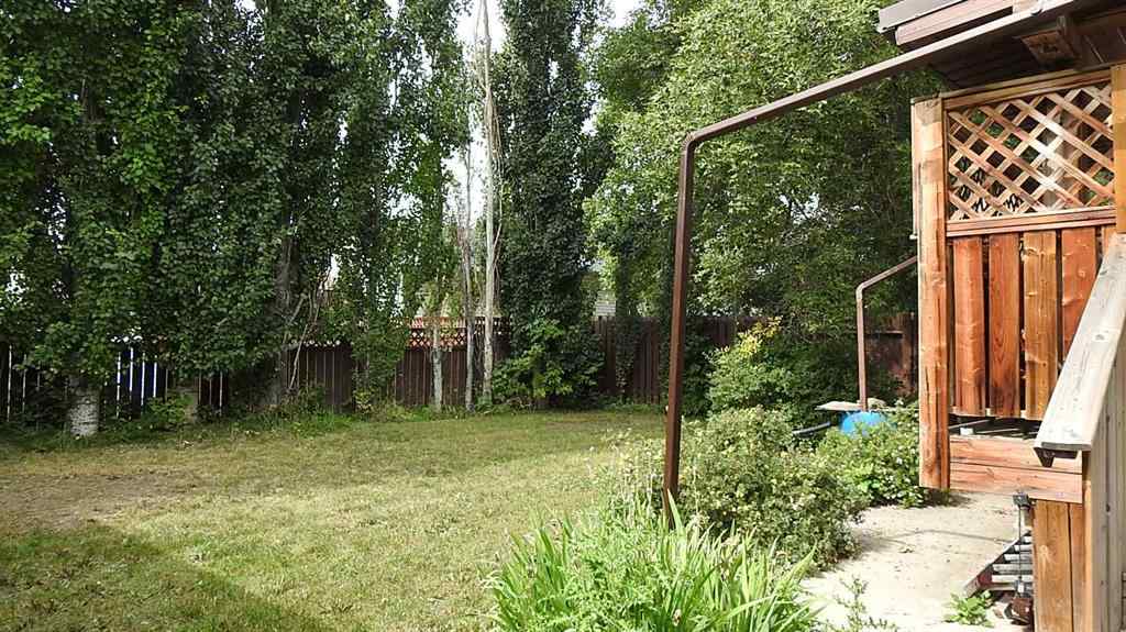 MLS® A2255083 - 215 Willow Road  in NONE Vulcan, Residential