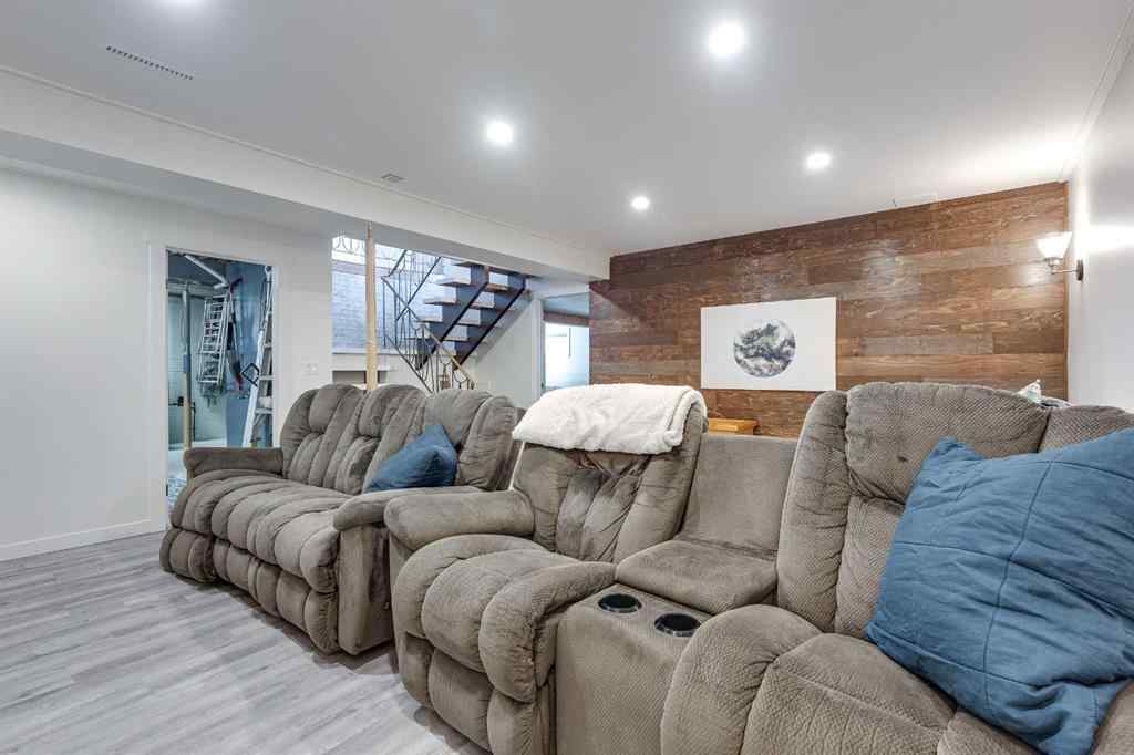 MLS® A2255085 - 4912 39 Street  in Central Innisfail Innisfail, Residential