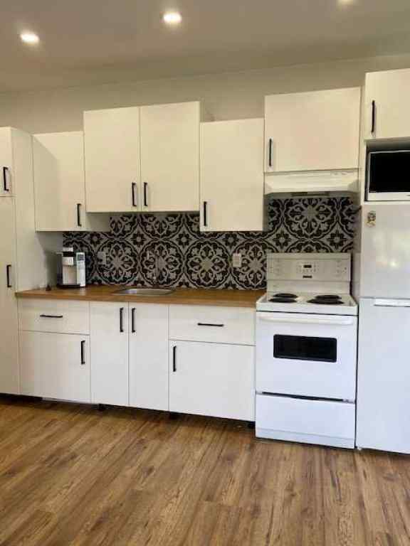 MLS® A2255086 - 233 1 Street  in NONE Irricana, Residential