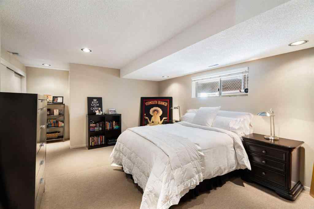 MLS® A2255087 - 1903 29 Avenue SW in South Calgary Calgary, Residential