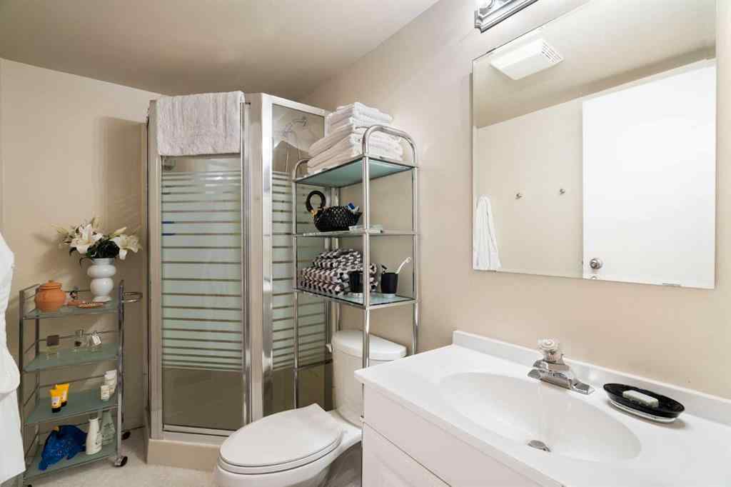 MLS® A2255087 - 1903 29 Avenue SW in South Calgary Calgary, Residential