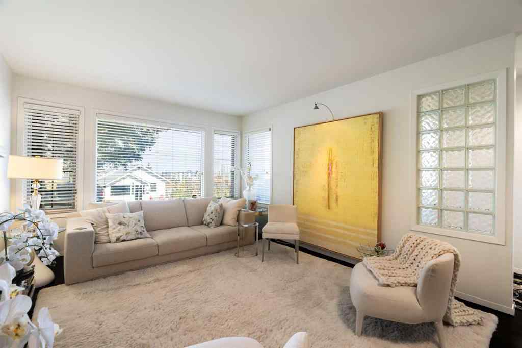 MLS® A2255087 - 1903 29 Avenue SW in South Calgary Calgary, Residential