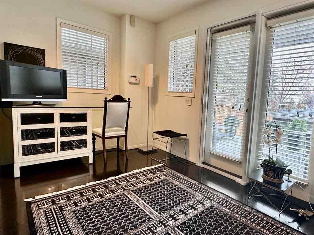 MLS® A2255087 - 1903 29 Avenue SW in South Calgary Calgary, Residential