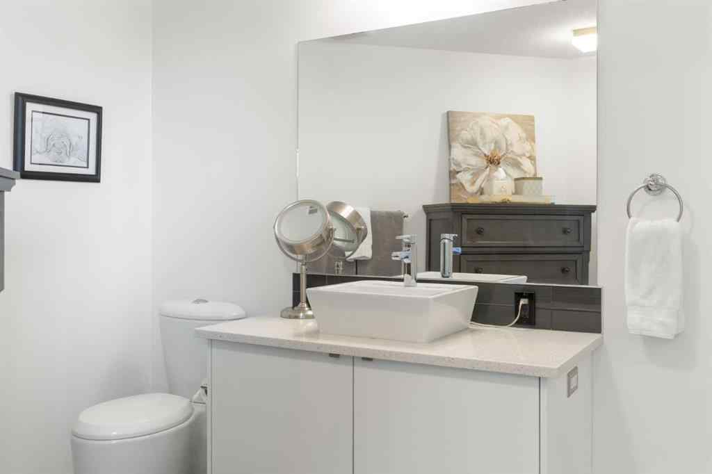 MLS® A2255088 - Unit #227 15 Aspenmont Heights SW in Aspen Woods Calgary, Residential