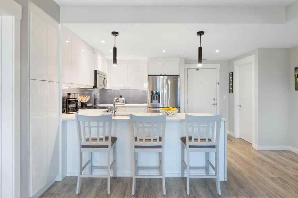 MLS® A2255088 - Unit #227 15 Aspenmont Heights SW in Aspen Woods Calgary, Residential