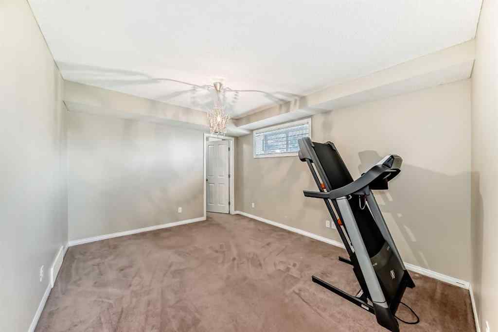 MLS® A2255090 - 325 West Lakeview Drive  in West Creek Chestermere, Residential