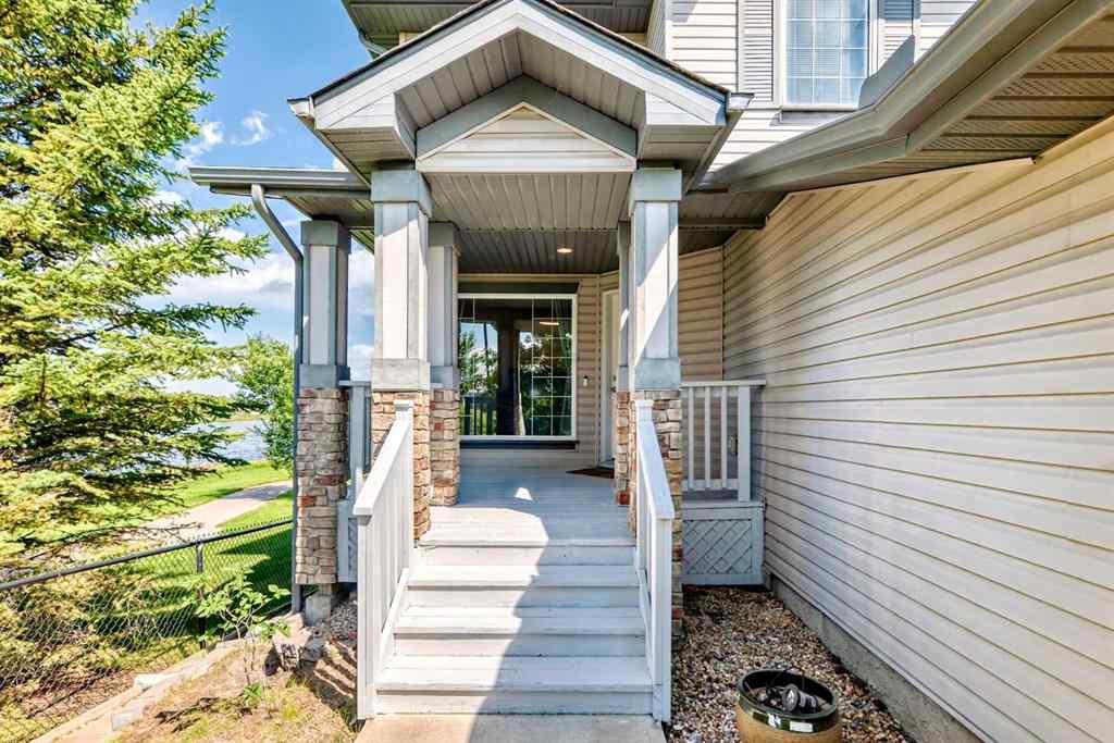 MLS® A2255090 - 325 West Lakeview Drive  in West Creek Chestermere, Residential