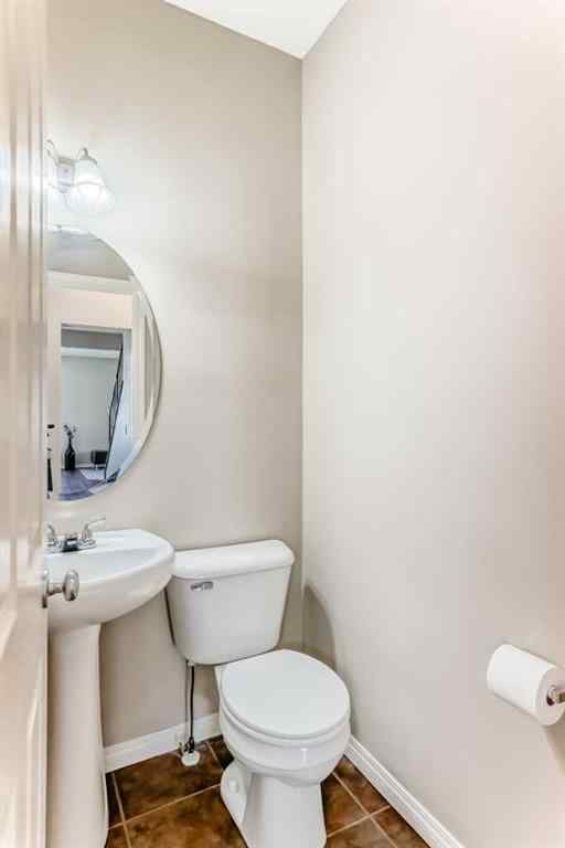 MLS® A2255090 - 325 West Lakeview Drive  in West Creek Chestermere, Residential