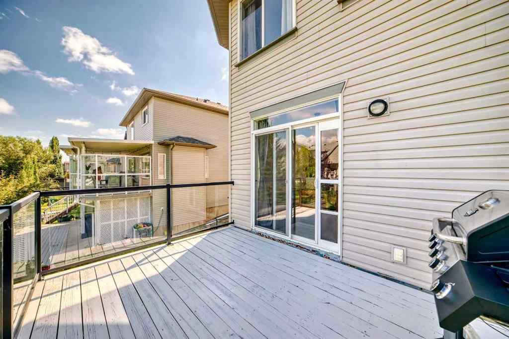 MLS® A2255090 - 325 West Lakeview Drive  in West Creek Chestermere, Residential