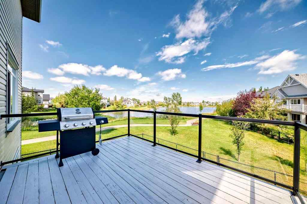 MLS® A2255090 - 325 West Lakeview Drive  in West Creek Chestermere, Residential
