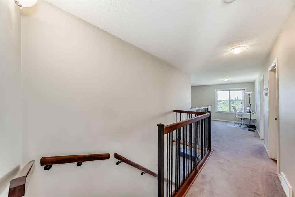 MLS® A2255090 - 325 West Lakeview Drive  in West Creek Chestermere, Residential