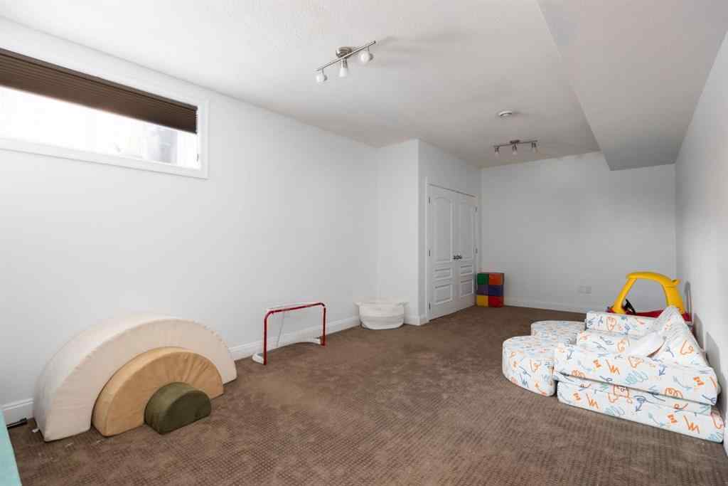 MLS® A2255092 - 127 Killdeer Place  in Eagle Ridge Fort McMurray, Residential