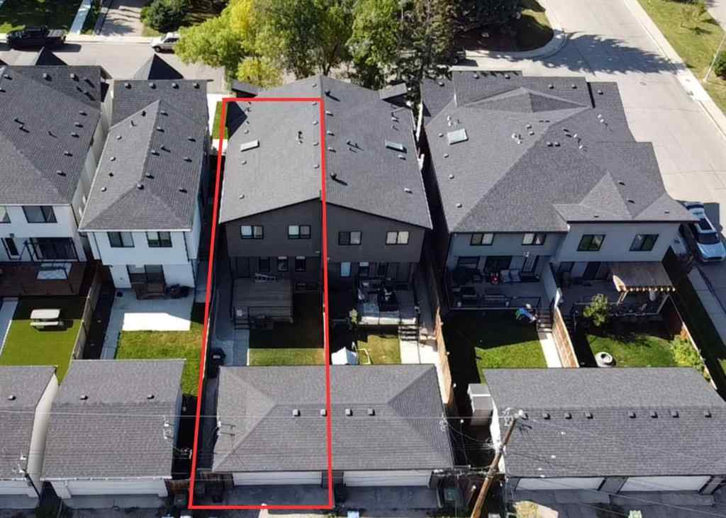 MLS® A2255093 - 2808 39 Street SW in Glenbrook Calgary, Residential