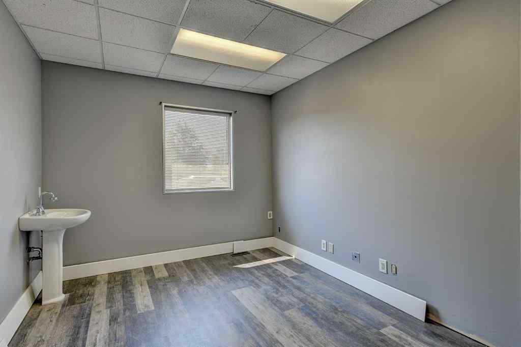 MLS® A2255100 - 10001 104 Avenue  in Avondale Grande Prairie, Commercial