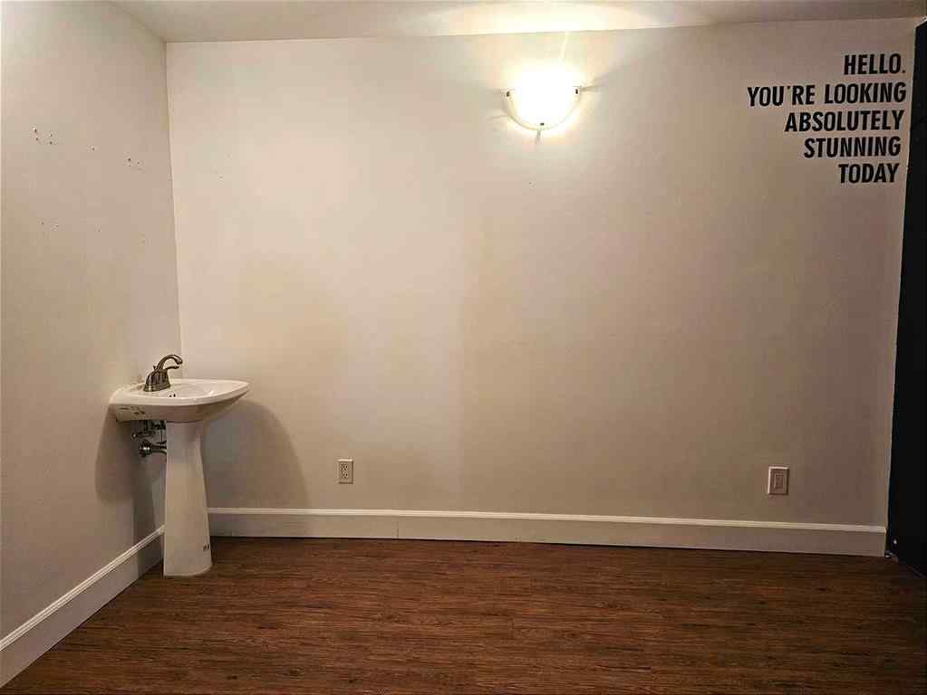 MLS® A2255101 - 10001 - 10009 104 Avenue  in Avondale Grande Prairie, Commercial