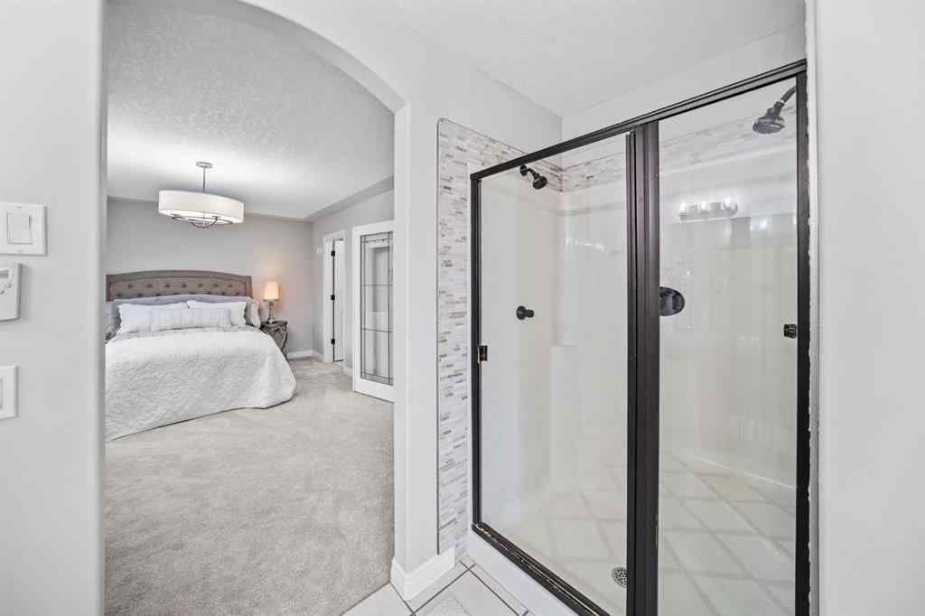MLS® A2255104 - 187 Gleneagles View  in GlenEagles Cochrane, Residential