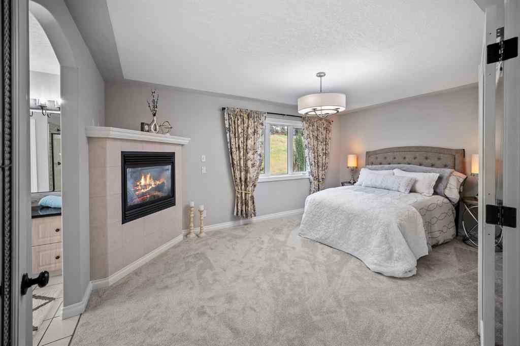 MLS® A2255104 - 187 Gleneagles View  in GlenEagles Cochrane, Residential