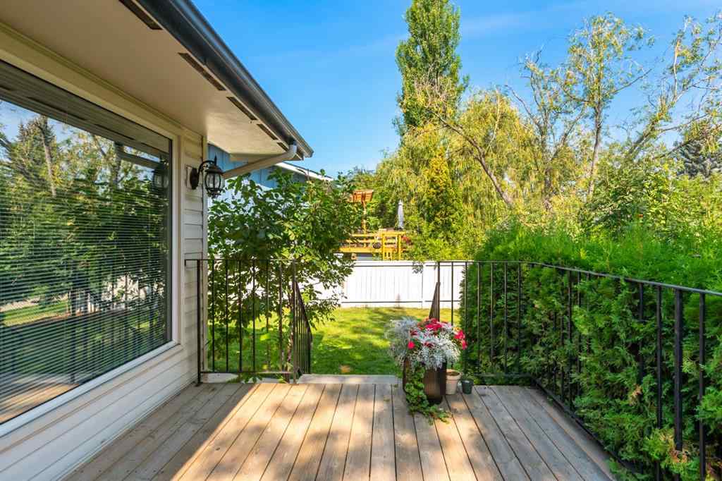 MLS® A2255105 - 124 Midpark Drive SE in Midnapore Calgary, Residential
