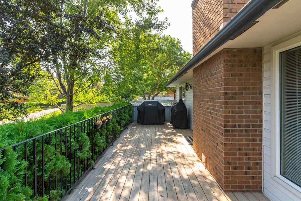 MLS® A2255105 - 124 Midpark Drive SE in Midnapore Calgary, Residential