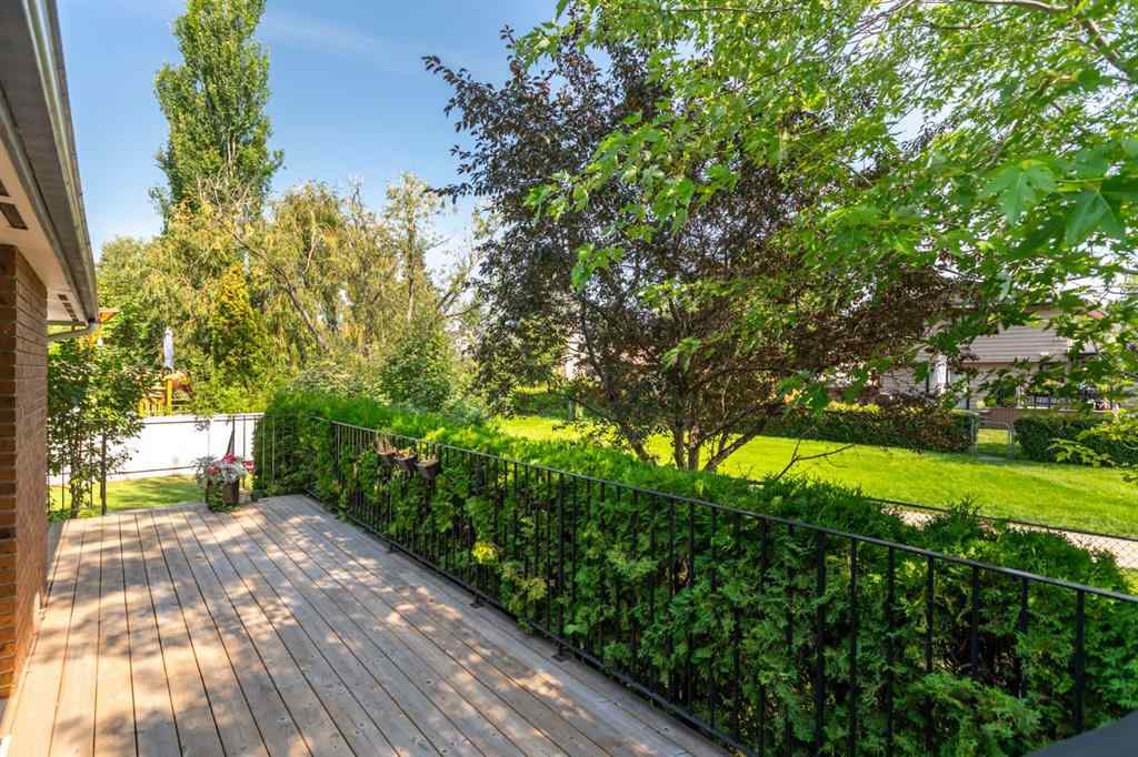 MLS® A2255105 - 124 Midpark Drive SE in Midnapore Calgary, Residential