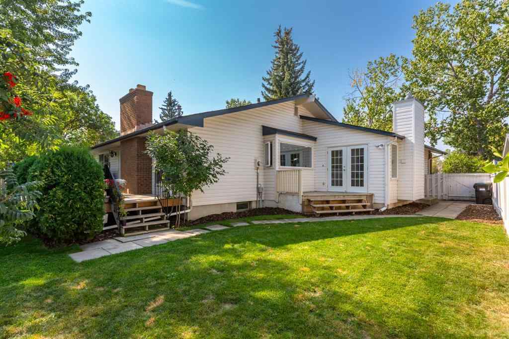 MLS® A2255105 - 124 Midpark Drive SE in Midnapore Calgary, Residential