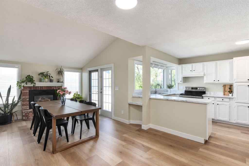 MLS® A2255105 - 124 Midpark Drive SE in Midnapore Calgary, Residential