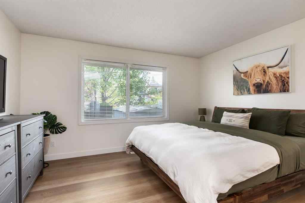 MLS® A2255105 - 124 Midpark Drive SE in Midnapore Calgary, Residential