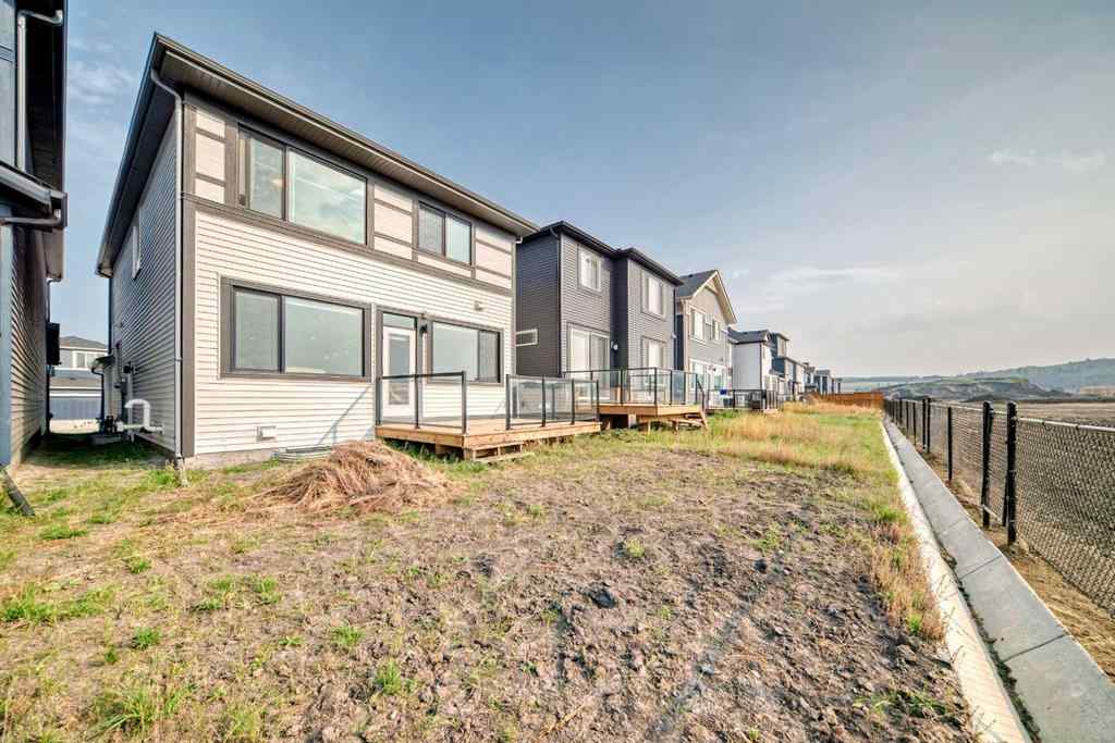MLS® A2255106 - 103 Creekstone Park SW in Pine Creek Calgary, Residential