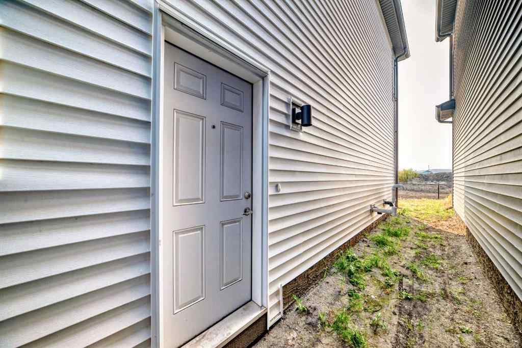 MLS® A2255106 - 103 Creekstone Park SW in Pine Creek Calgary, Residential
