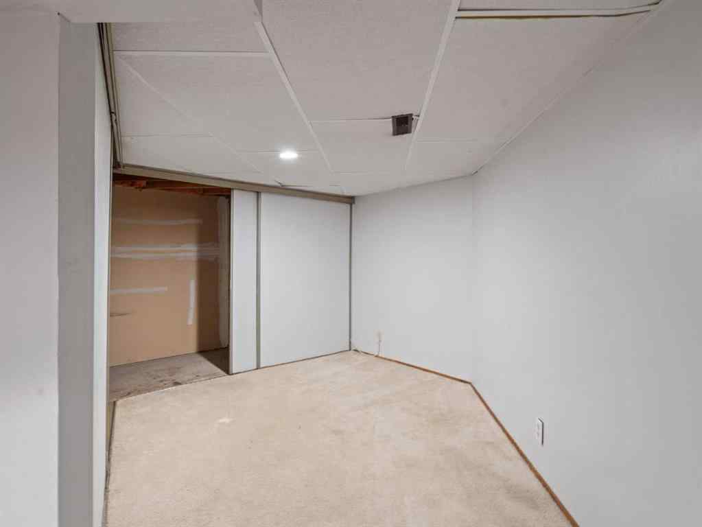 MLS® A2255111 - Unit #10 8533 Silver Springs Road NW in Silver Springs Calgary, Residential