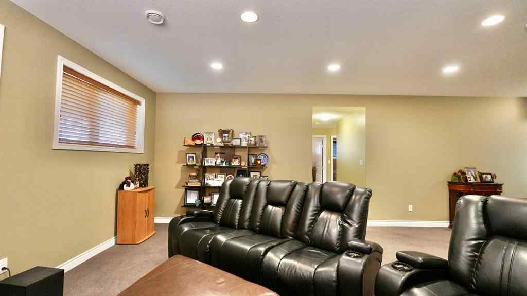 MLS® A2255114 - 10214 82 Street  in Saddleback Ridge Peace River, Residential