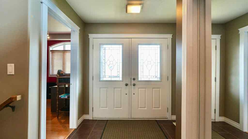 MLS® A2255114 - 10214 82 Street  in Saddleback Ridge Peace River, Residential