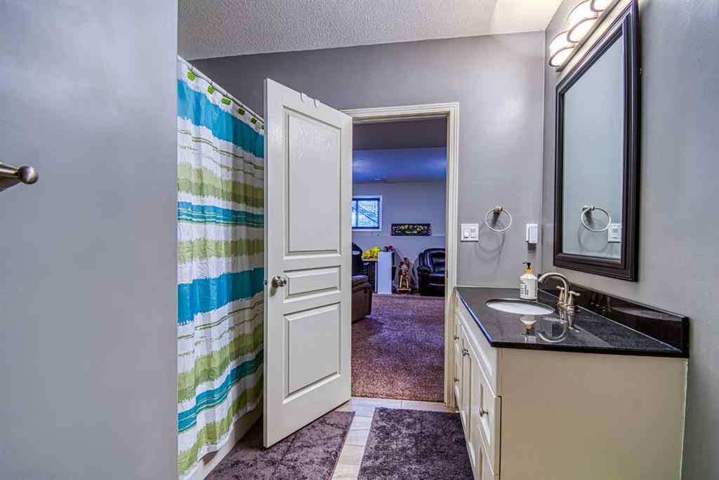 MLS® A2255117 - 10942 O'Brien Lake Crescent   in O\'Brien Lake Grande Prairie, Residential