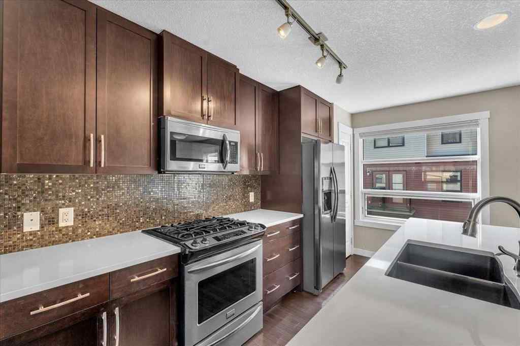 MLS® A2255119 - 25 Aspen Hills Green SW in Aspen Woods Calgary, Residential