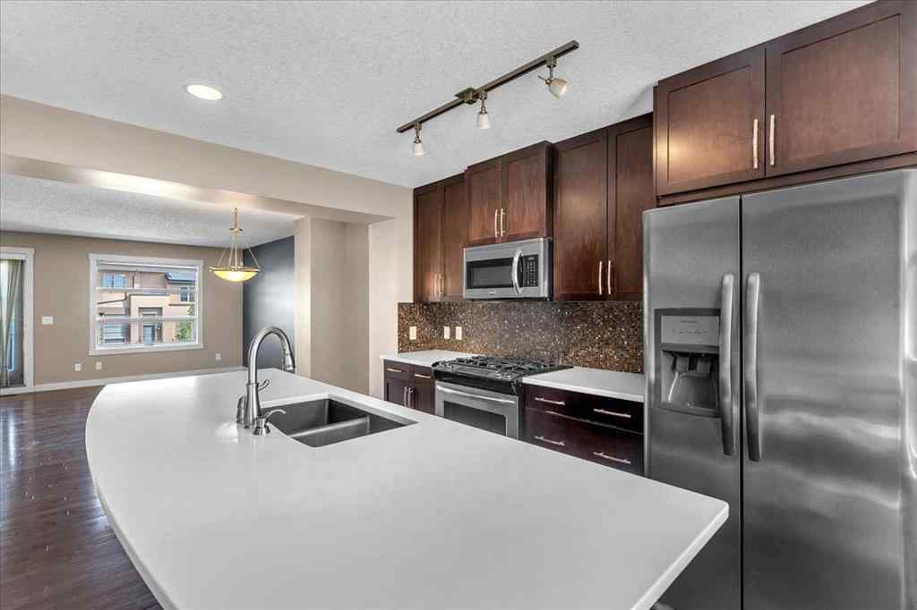 MLS® A2255119 - 25 Aspen Hills Green SW in Aspen Woods Calgary, Residential