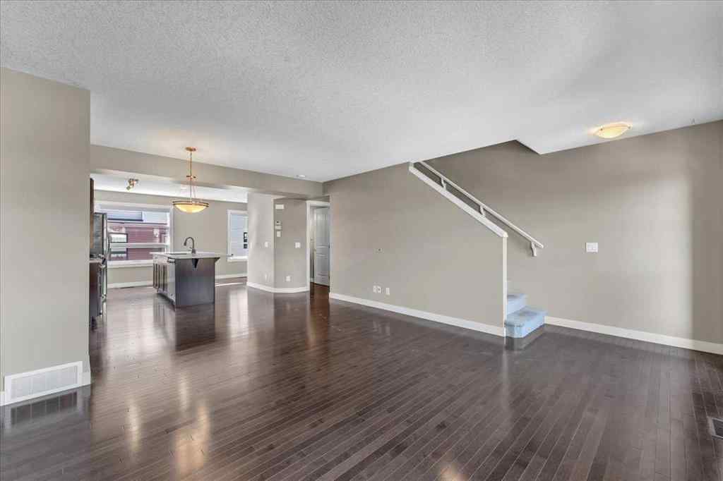 MLS® A2255119 - 25 Aspen Hills Green SW in Aspen Woods Calgary, Residential